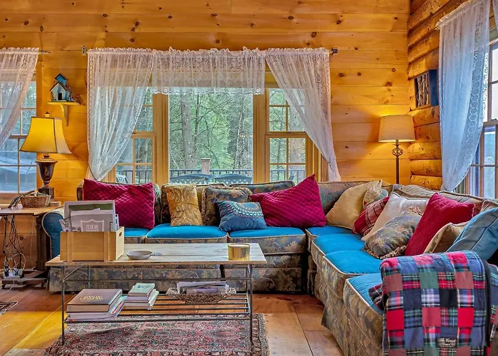 Wood Road Retreat