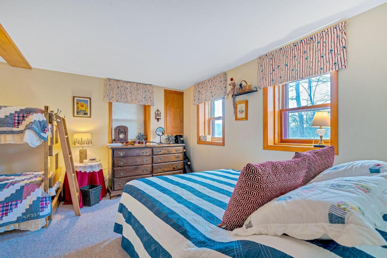 Wood Road Retreat Holiday home
