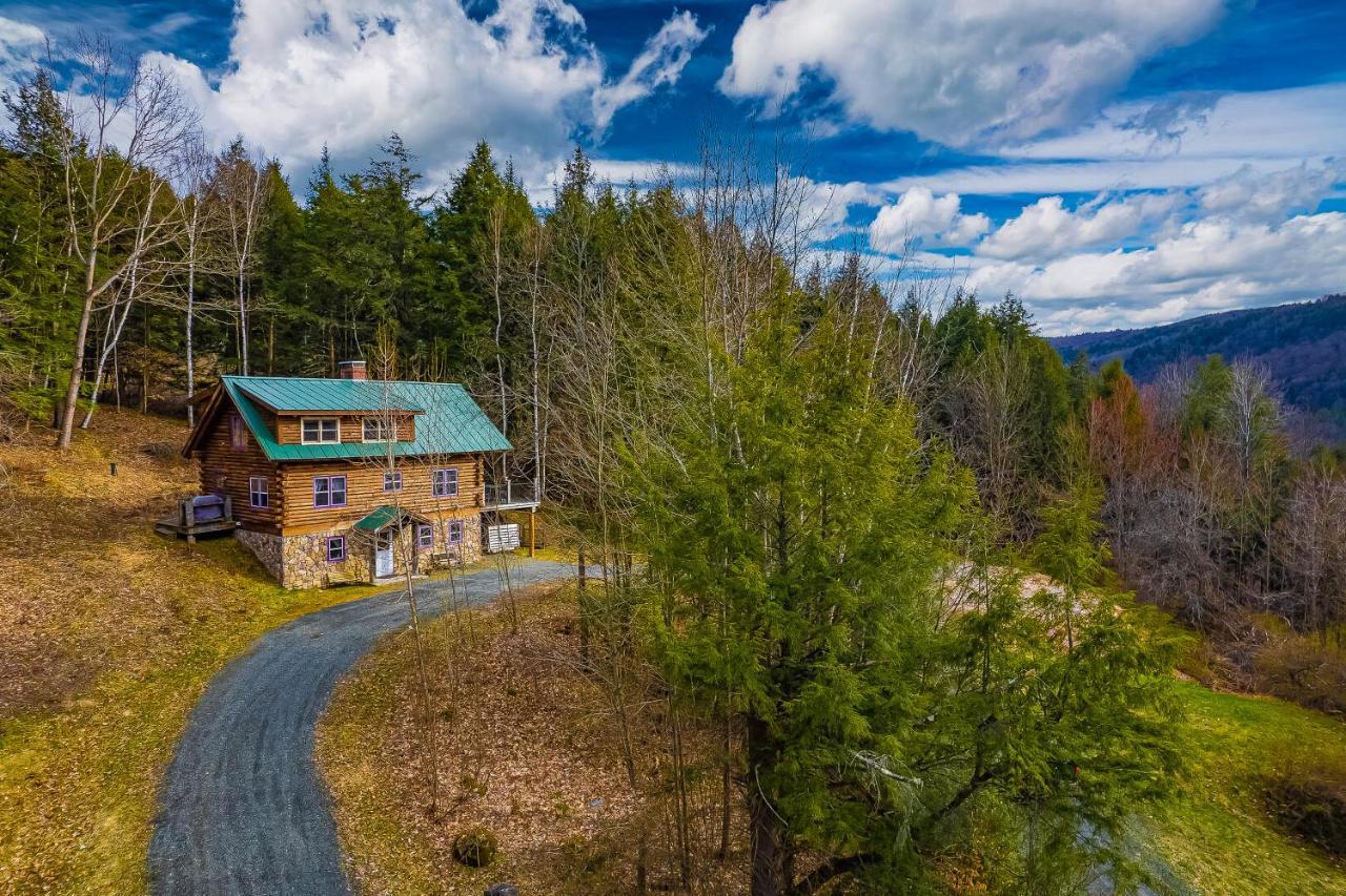 Wood Road Retreat Quechee